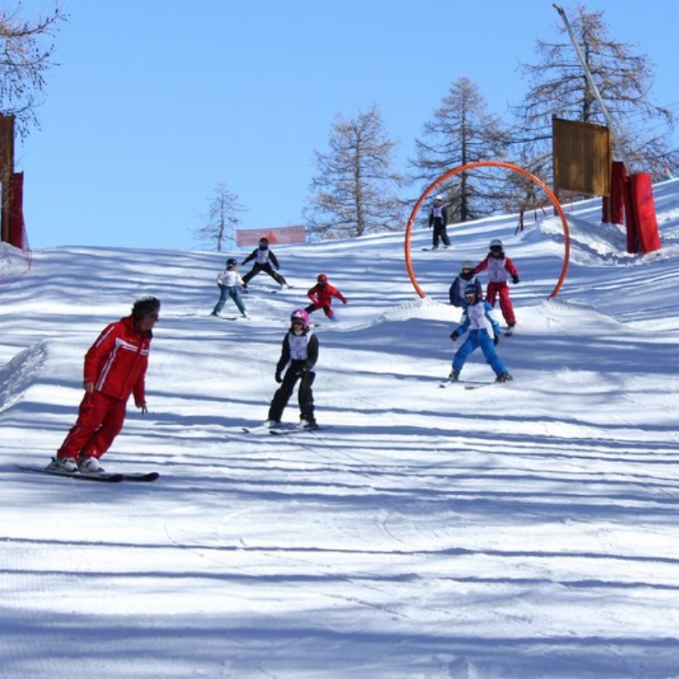 Ski : le port du masque n&rsquo;est plus obligatoire sur les télésièges et téléskis