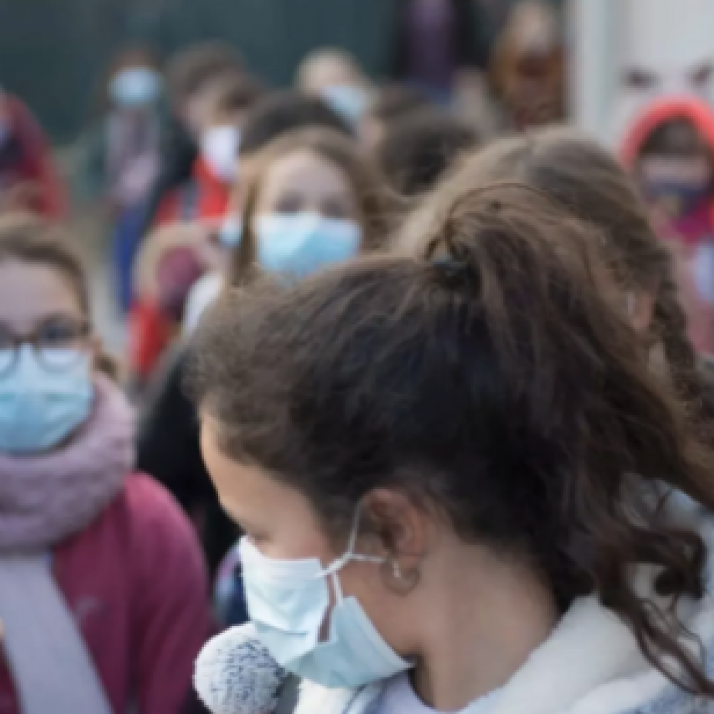Protocole sanitaire allégé dans les écoles: on vous rappelle ce qui change ce lundi