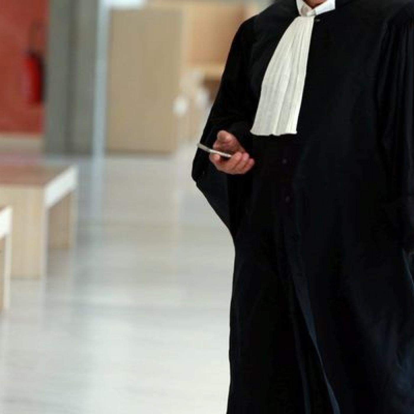 Le Dico des Rêves : Que signifie rêver de robe d&rsquo;avocat ?