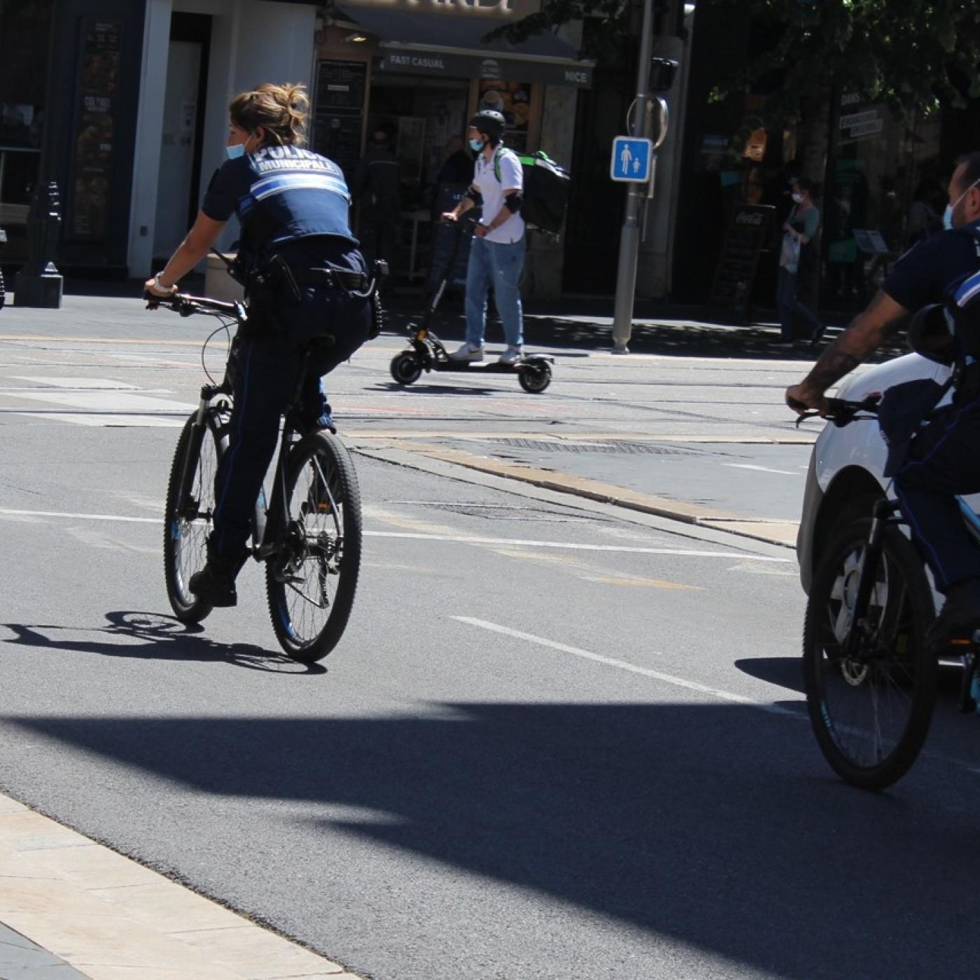 La police de Nice met l&rsquo;accent sur la sécurité des motards