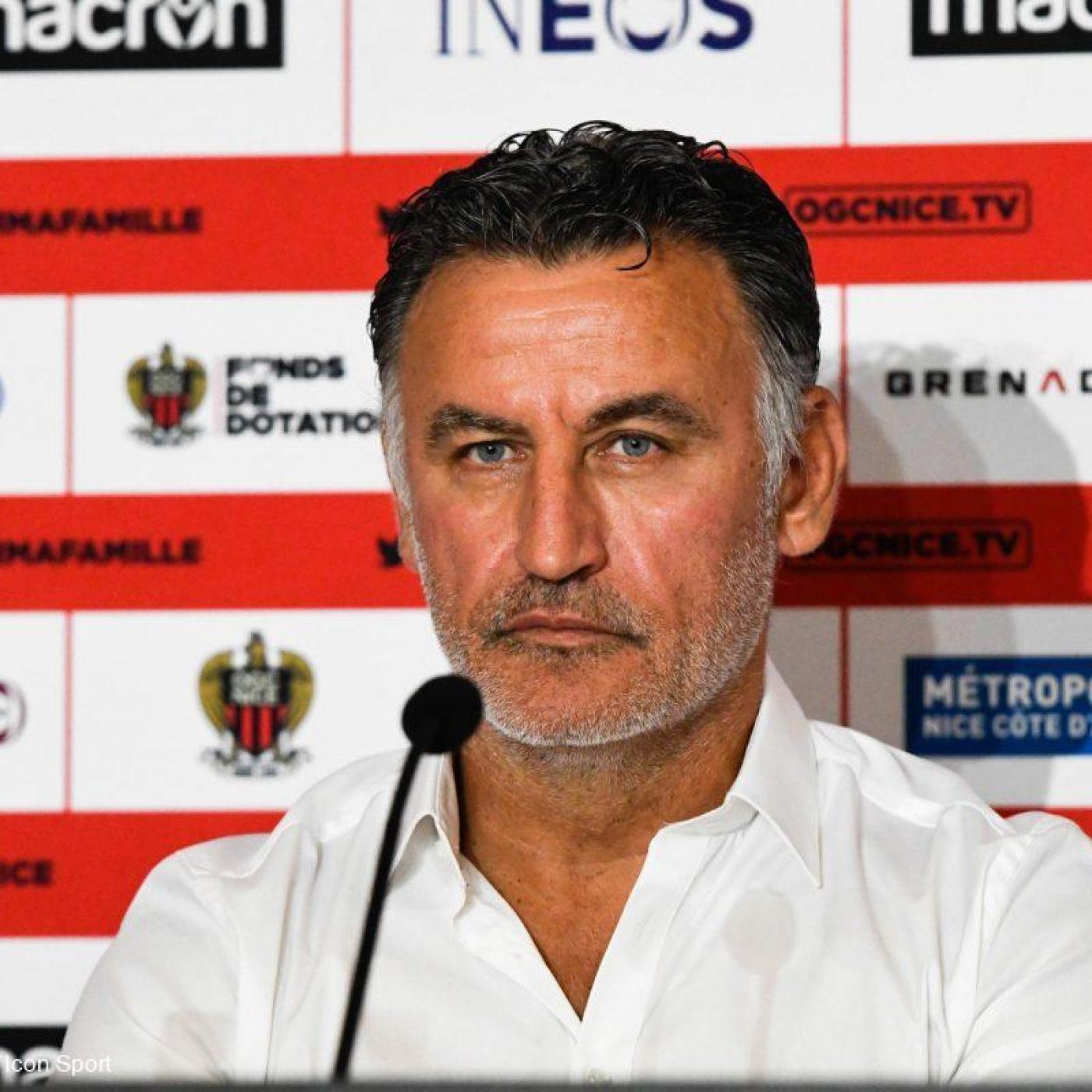 L&rsquo;entraineur Christophe Galtier condamne fermement les chants injurieux envers Emiliano Sala